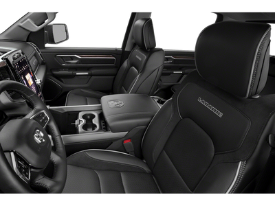 2020 RAM 1500 Laramie Crew Cab 4x4 5'7' Box