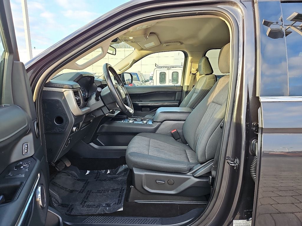 2022 Ford Expedition XLT