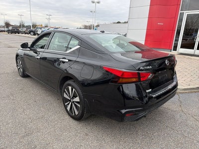 2022 Nissan Altima 2.5 SL
