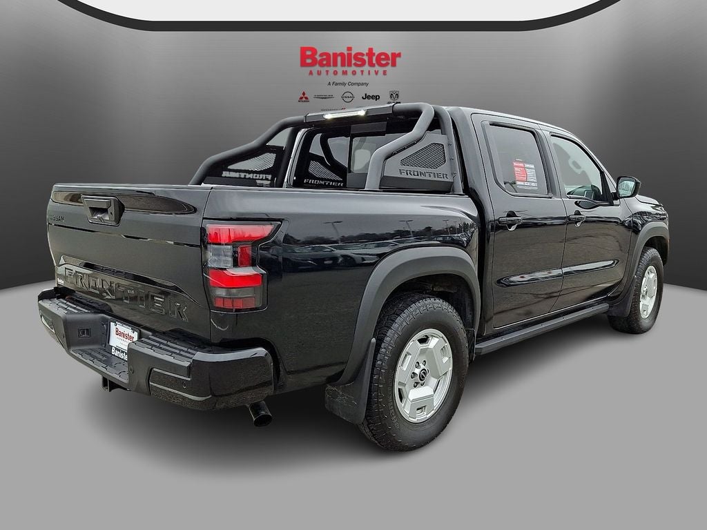 2024 Nissan Frontier SV