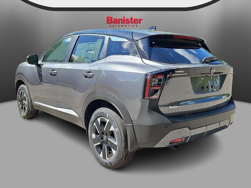 2025 Nissan Kicks SV