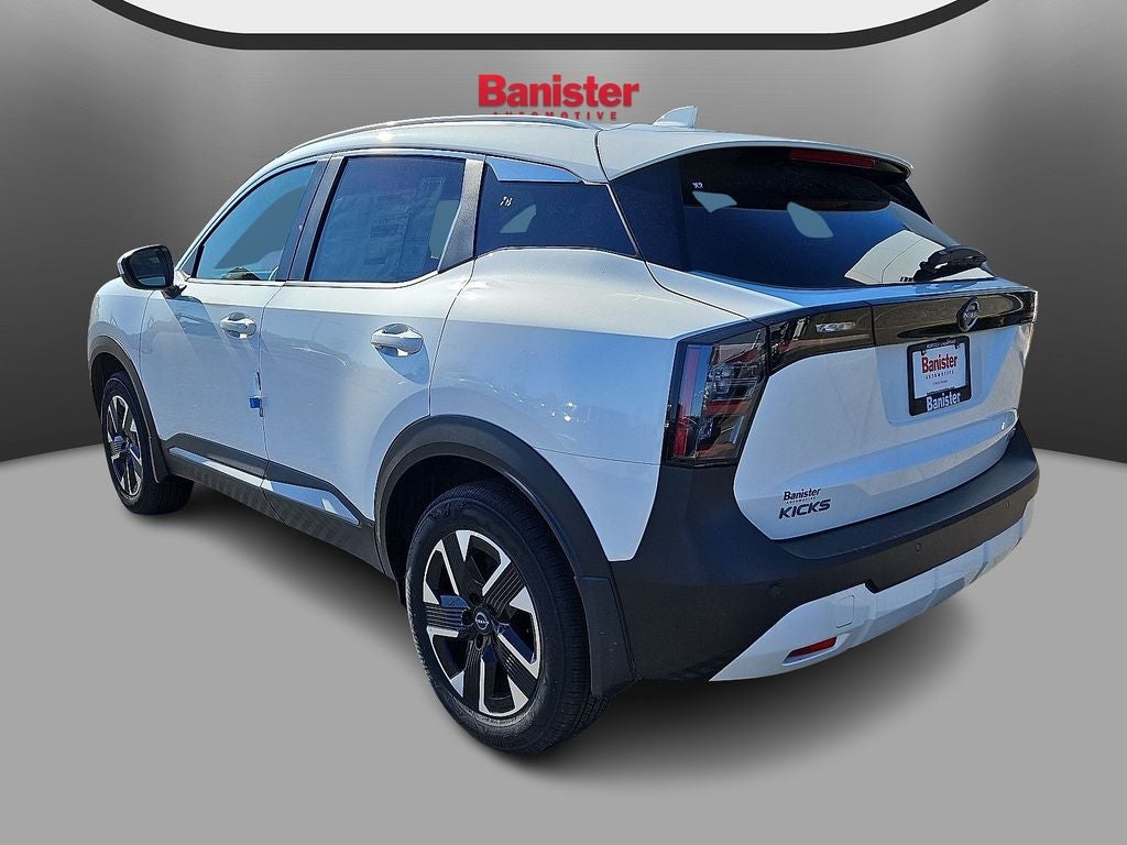 2025 Nissan Kicks SV