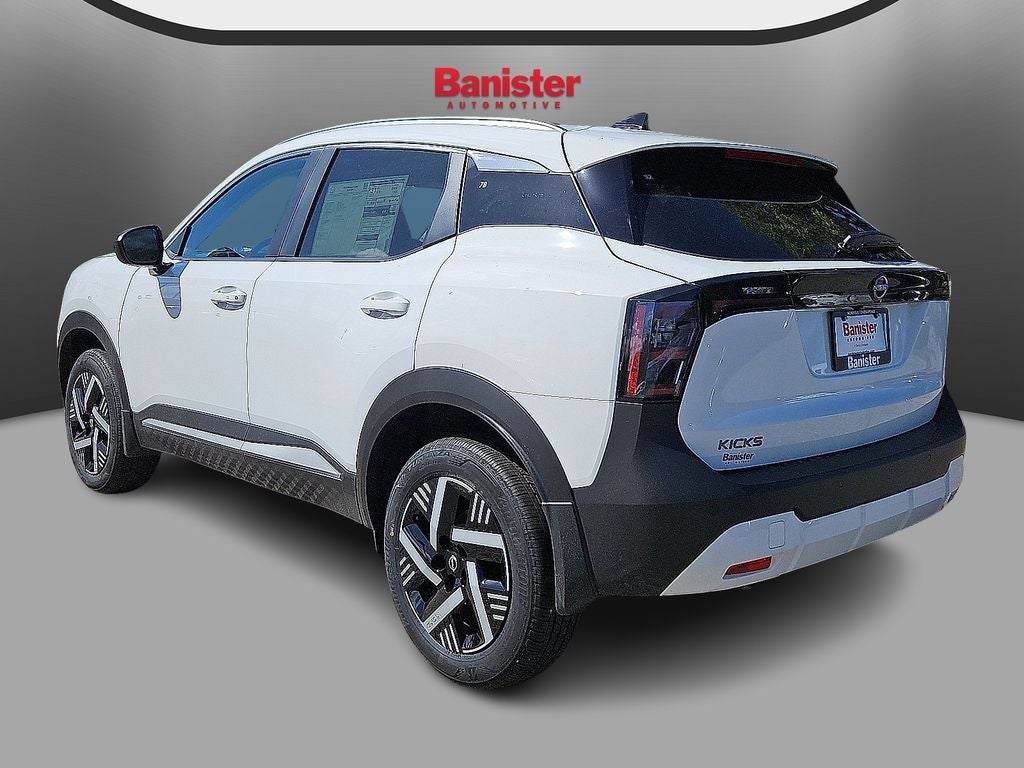 2026 Nissan Kicks SV