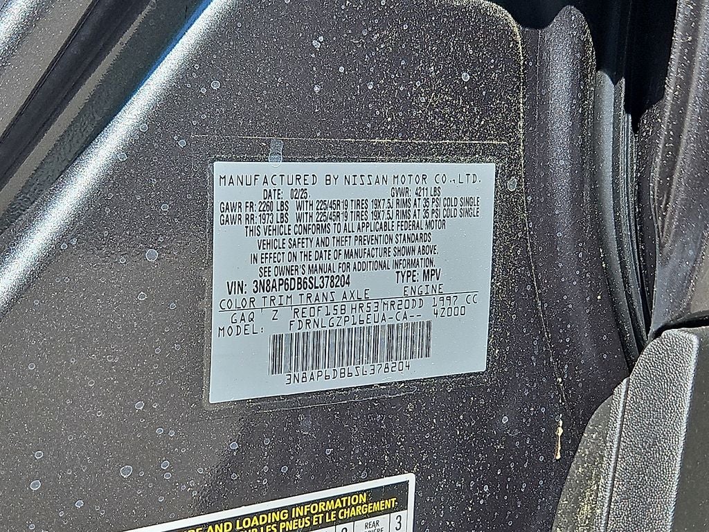 2025 Nissan Kicks SR