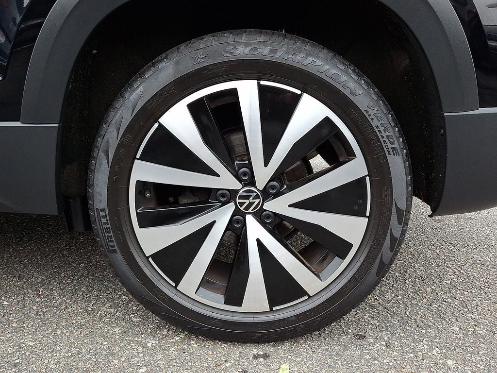 2023 Volkswagen Taos SE