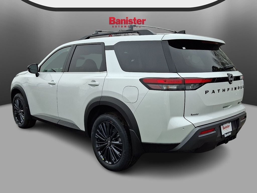 2026 Nissan Pathfinder SL