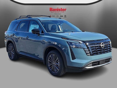 2026 Nissan Pathfinder SL