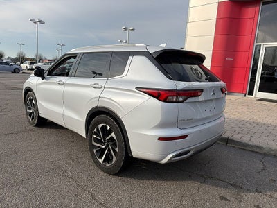 2023 Mitsubishi Outlander SEL