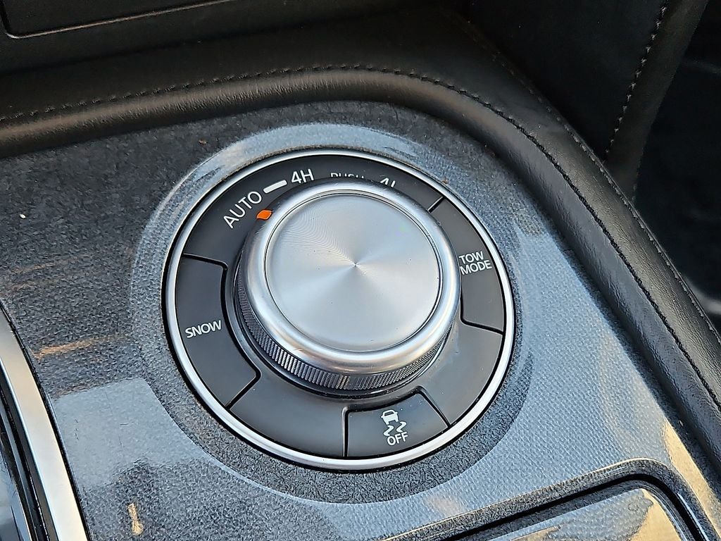 2024 Nissan Armada SV