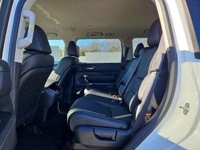 2025 Nissan Armada SV