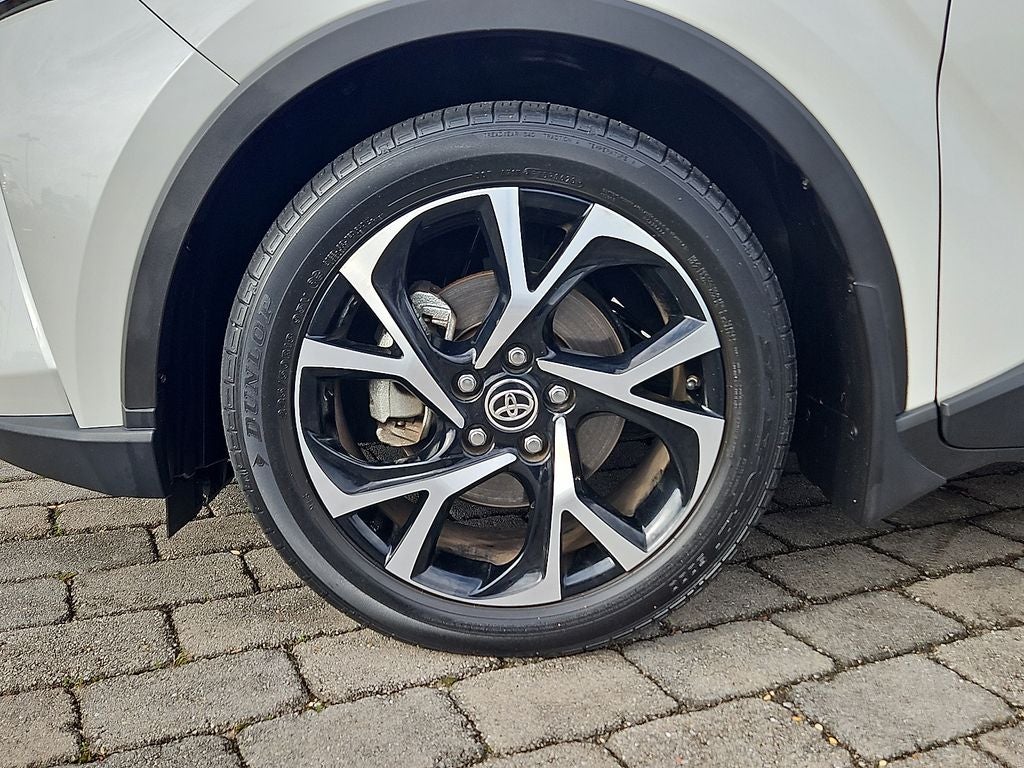2020 Toyota C-HR XLE
