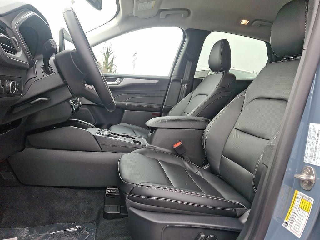 2026 Ford Escape Platinum