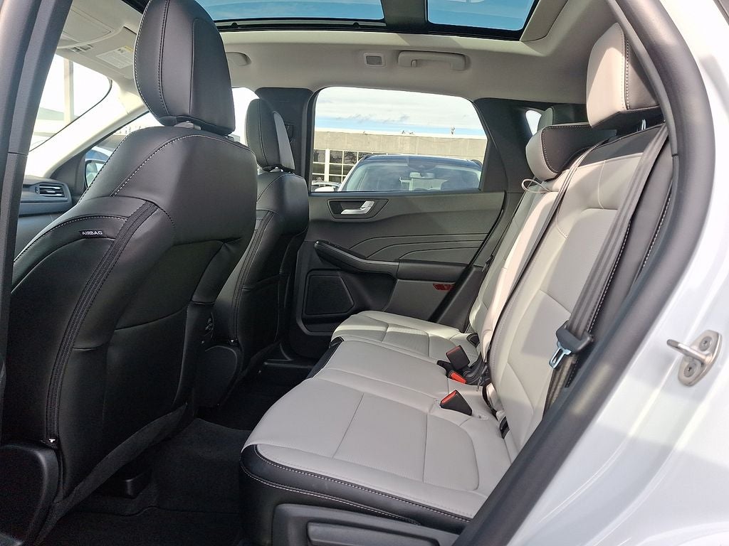 2026 Ford Escape Platinum