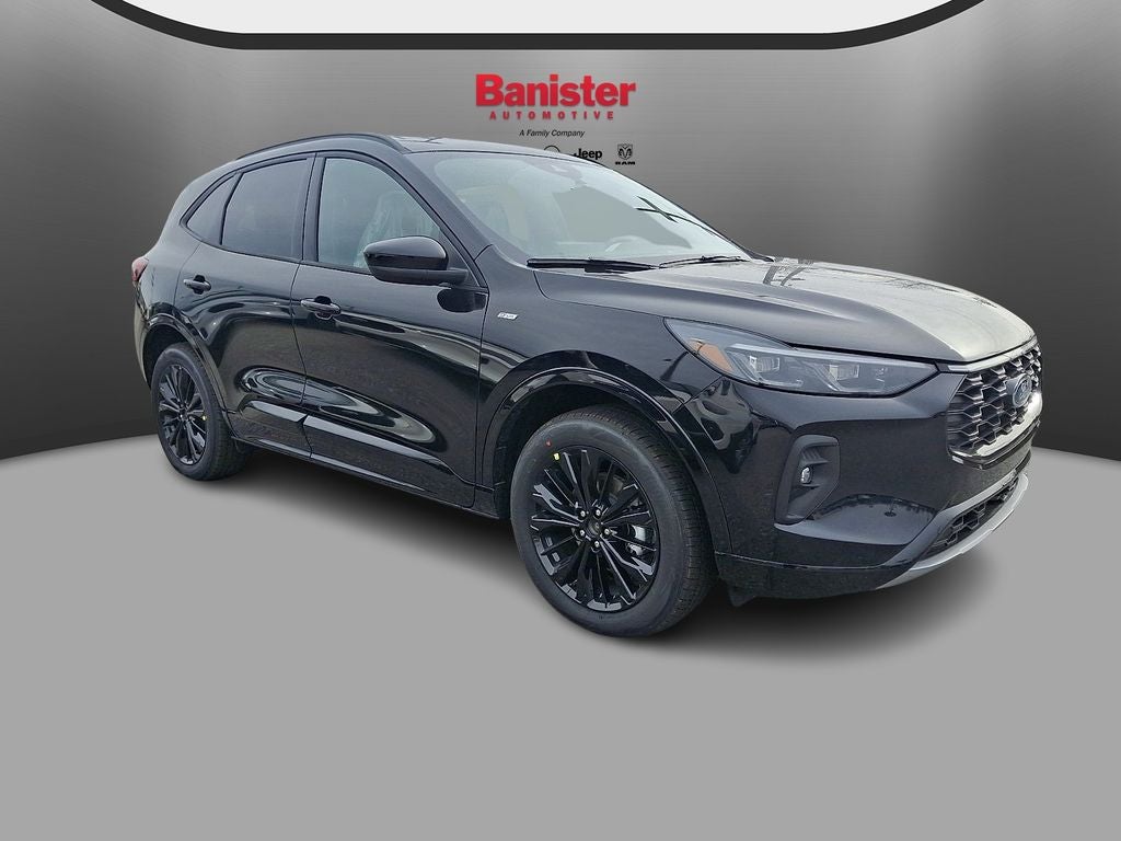 2026 Ford Escape ST-Line Elite