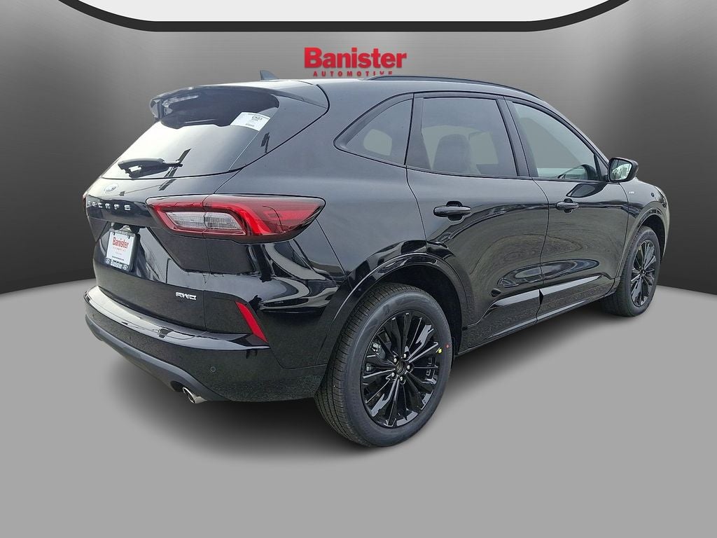 2026 Ford Escape ST-Line Elite