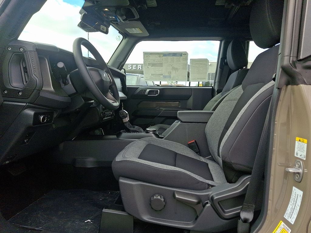 2025 Ford Bronco Base