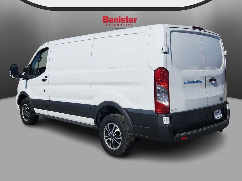 2023 Ford E-Transit Base
