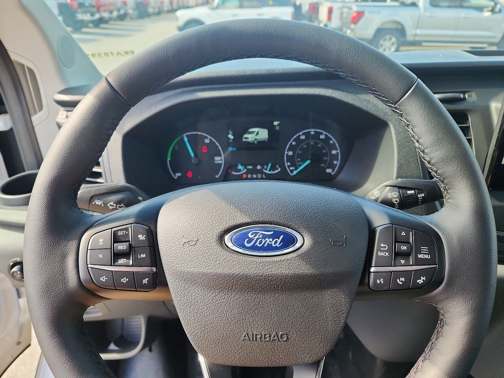 2023 Ford E-Transit Base