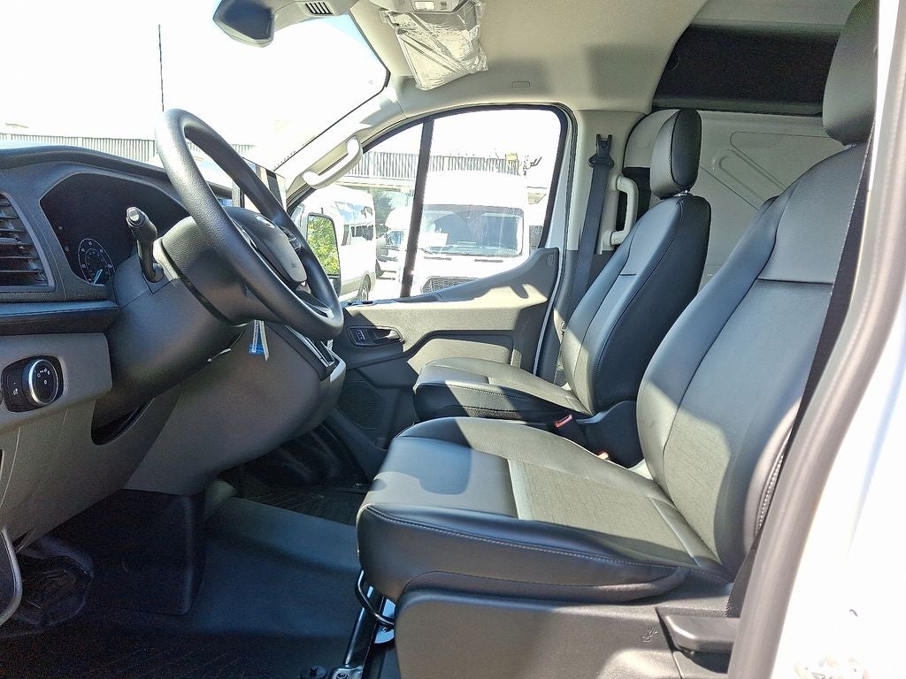 2025 Ford Transit Van Base