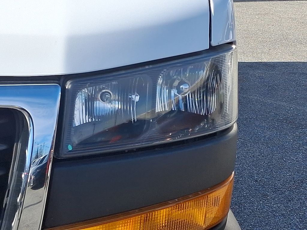 2024 GMC Savana Work Van