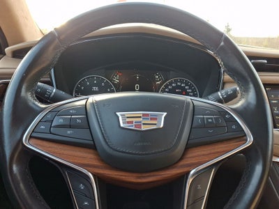 2019 Cadillac XT5 Platinum