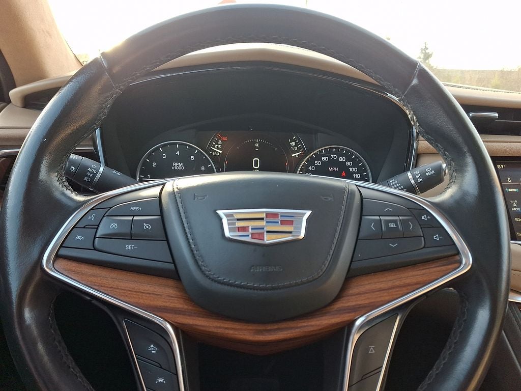 2019 Cadillac XT5 Platinum