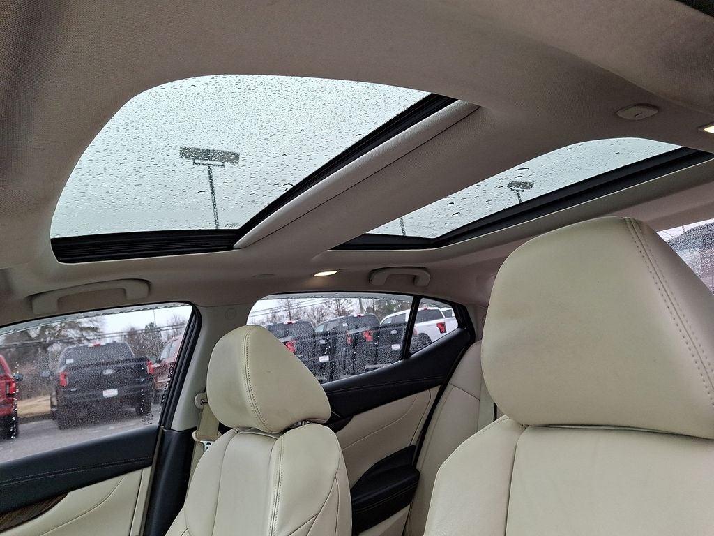 2017 Nissan Maxima Platinum