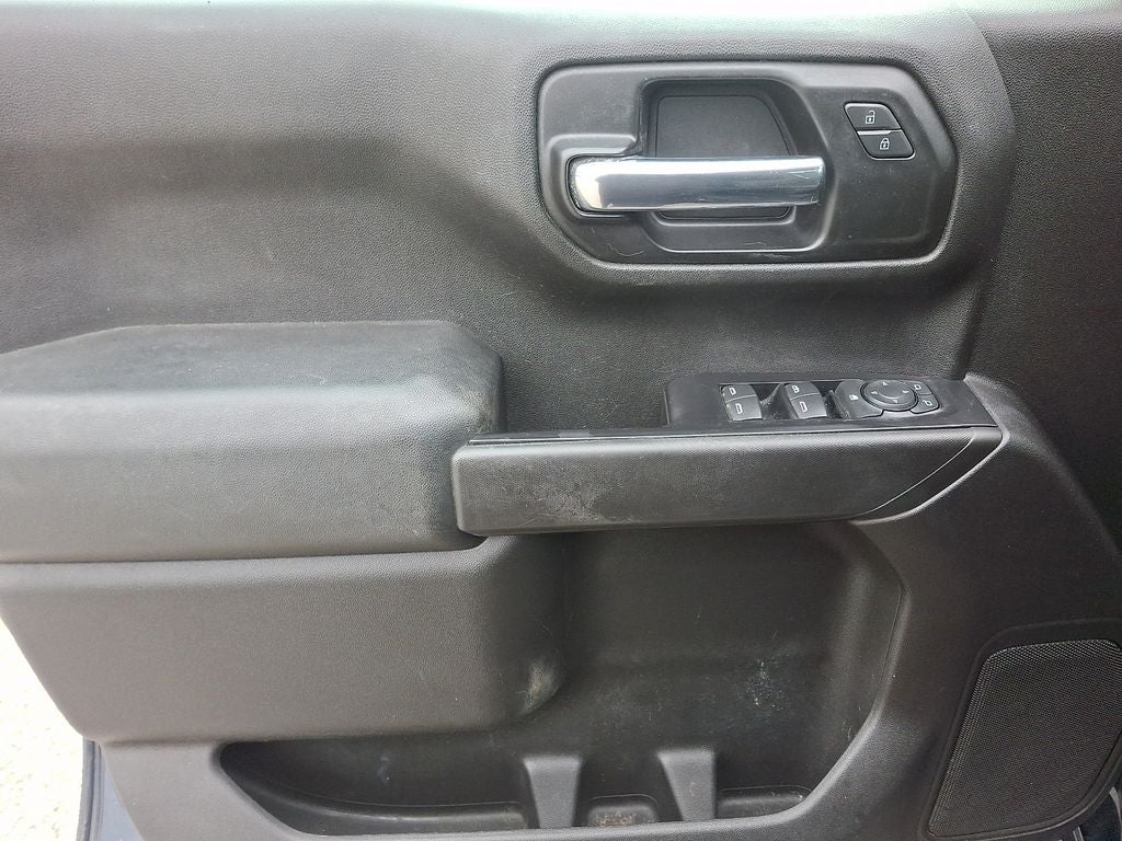 2020 Chevrolet Silverado Custom