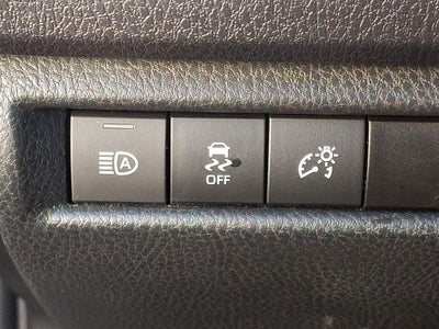 2025 Toyota Camry Hybrid SE