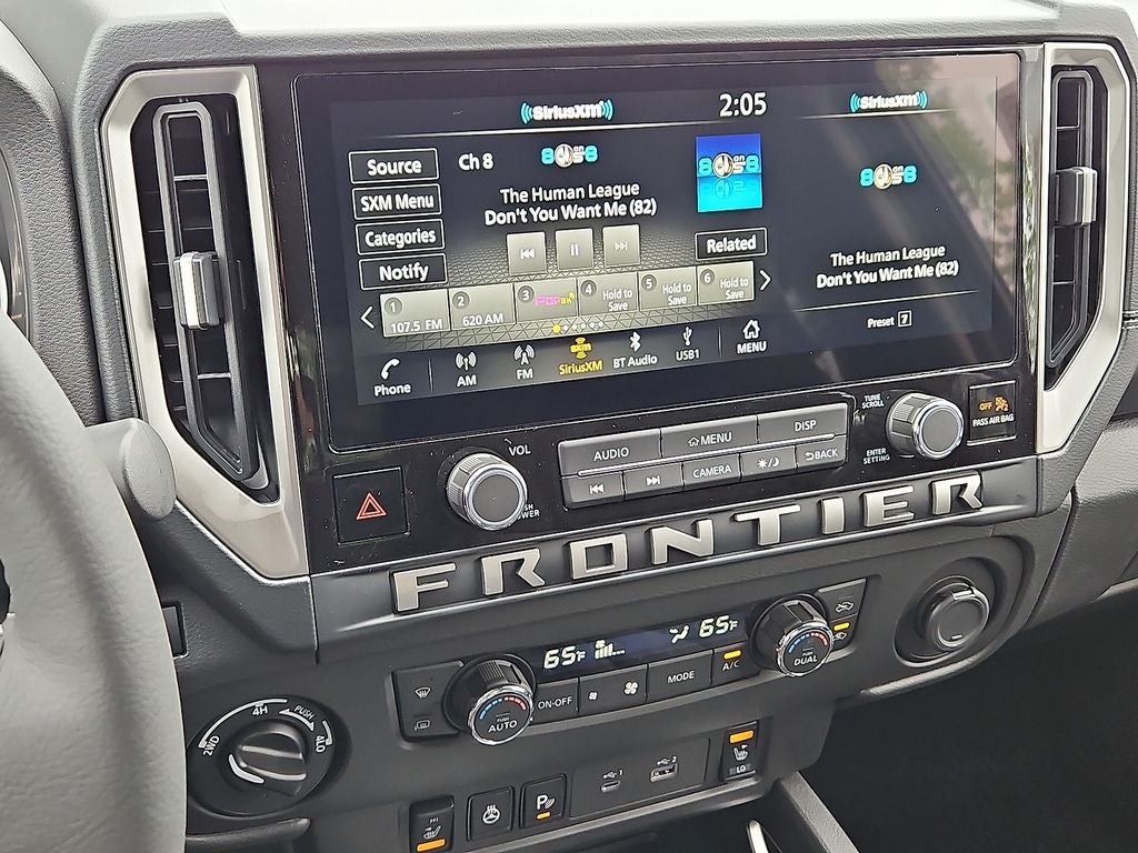 2025 Nissan Frontier SV