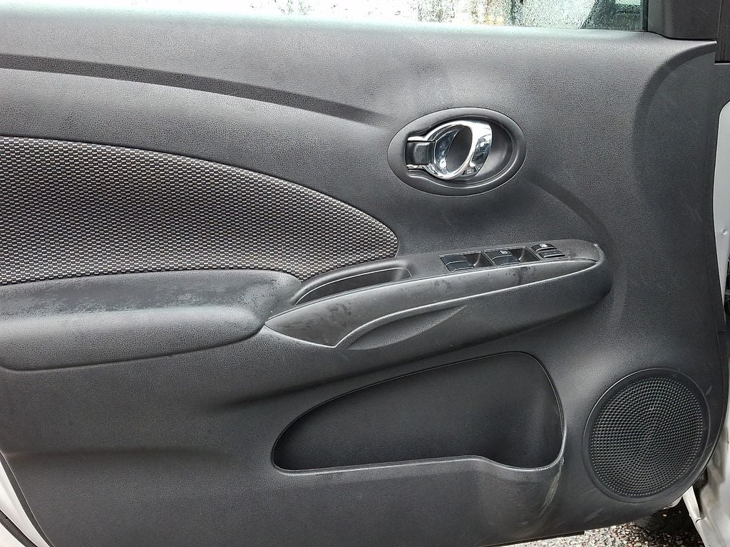 2018 Nissan Versa SV