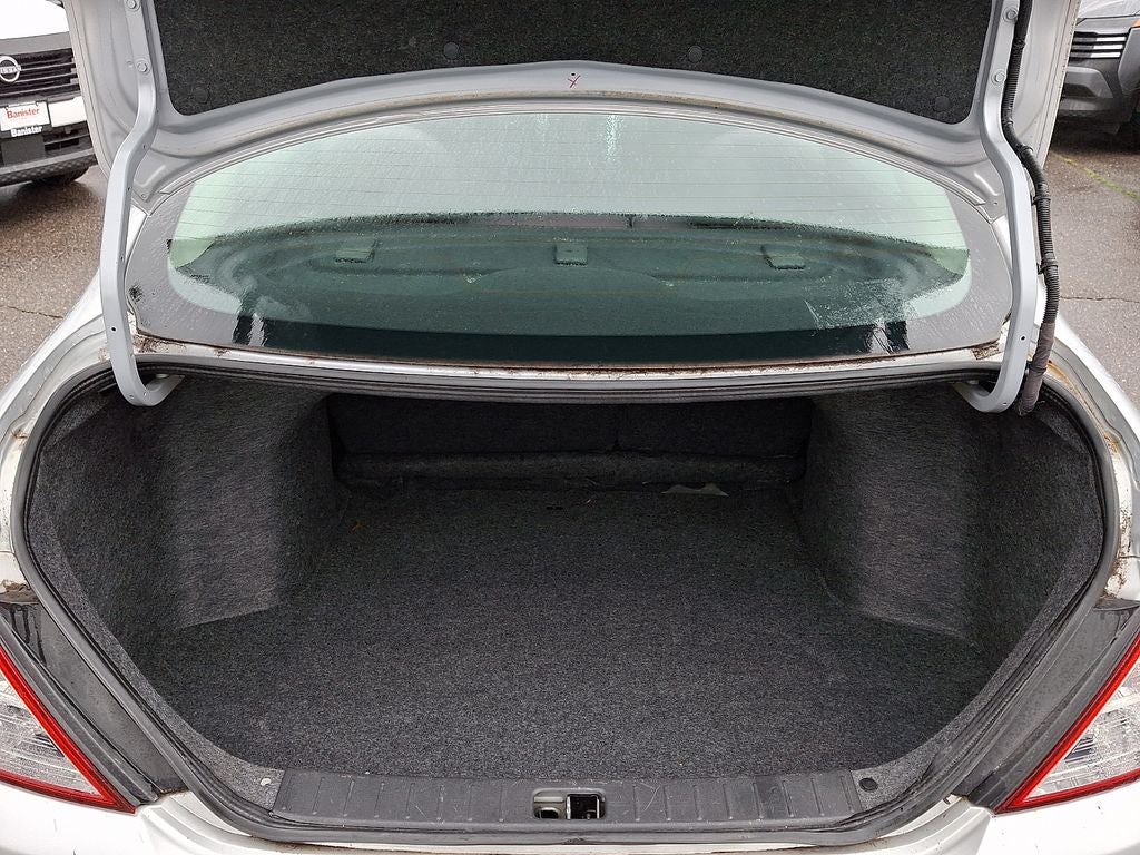 2018 Nissan Versa SV