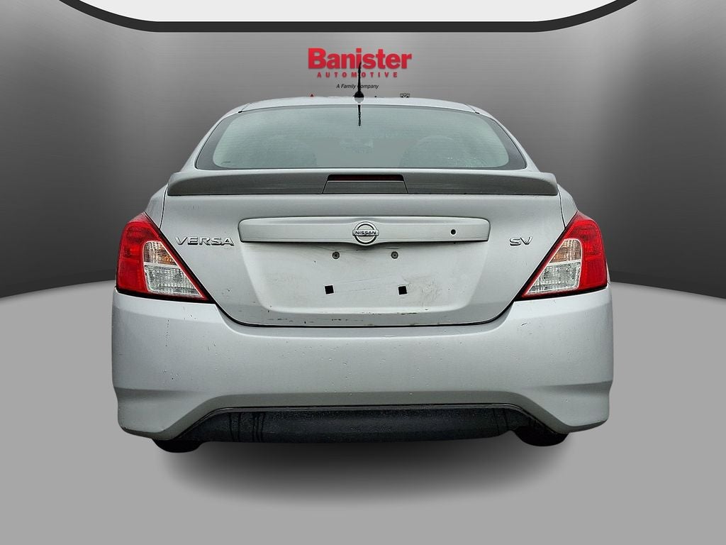 2018 Nissan Versa SV