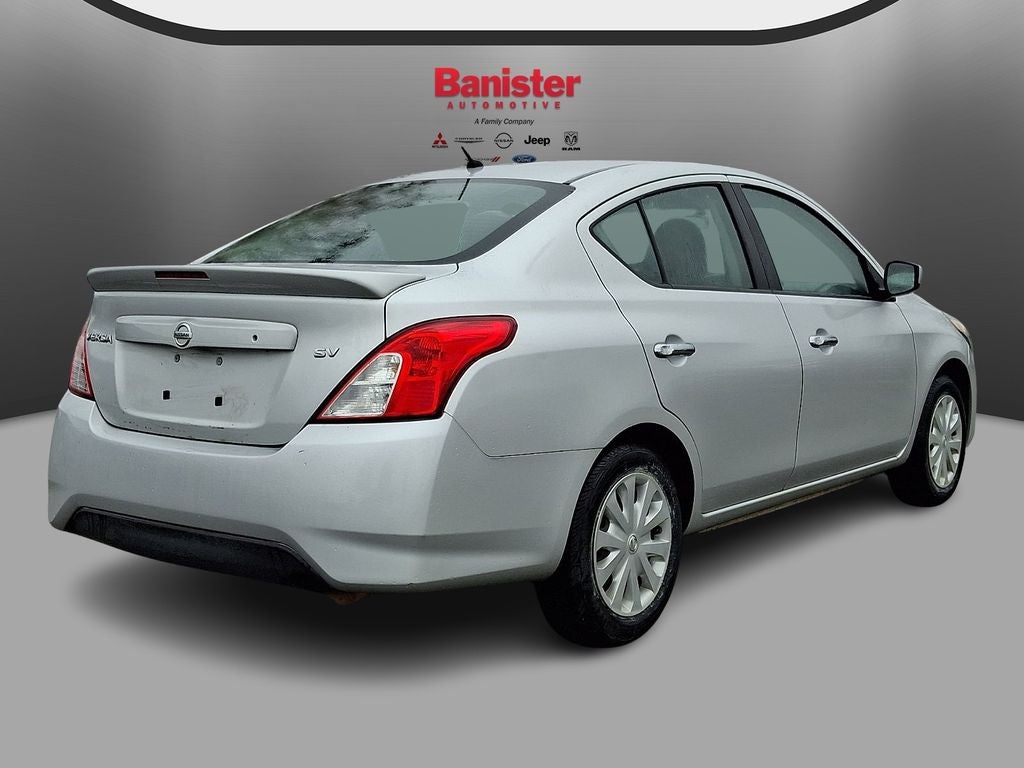 2018 Nissan Versa SV