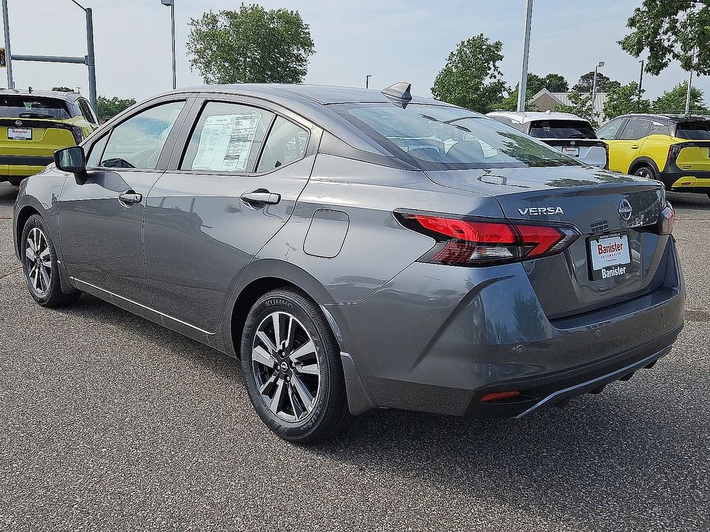 2025 Nissan Versa SV