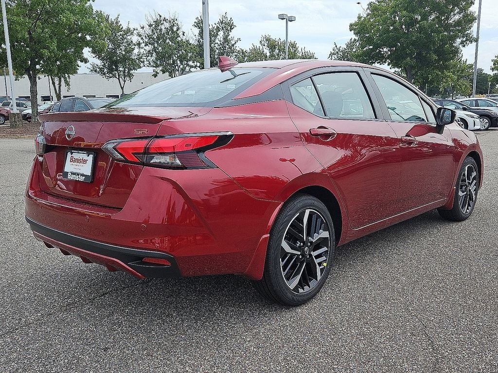 2025 Nissan Versa SR