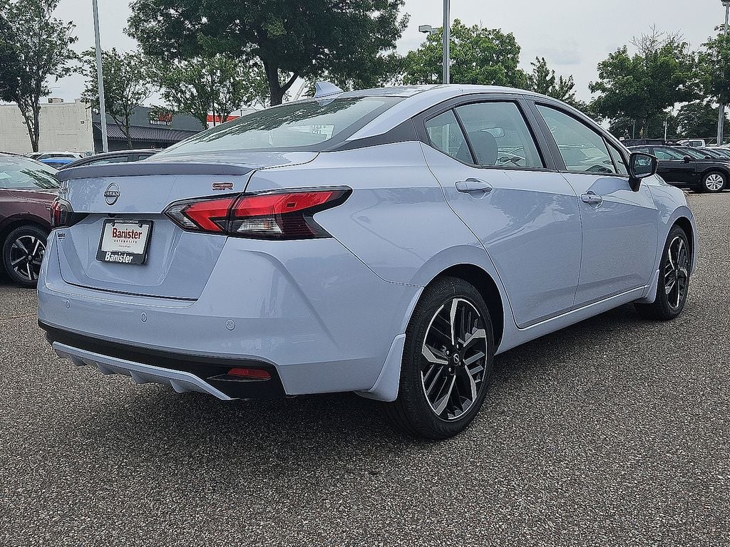 2025 Nissan Versa SR