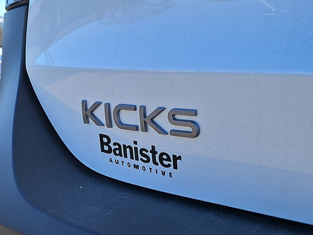 2026 Nissan Kicks SV