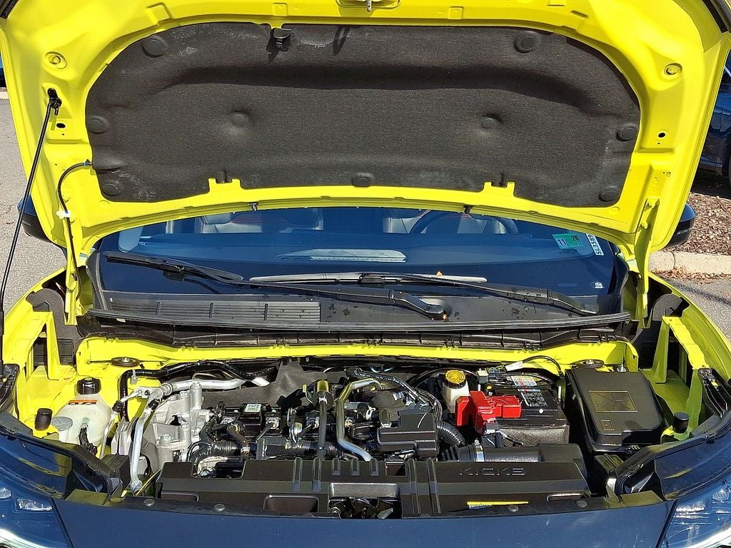 2025 Nissan Kicks SR