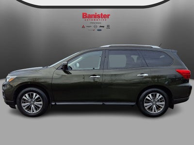 2017 Nissan Pathfinder SL