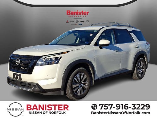 2023 Nissan Pathfinder SL