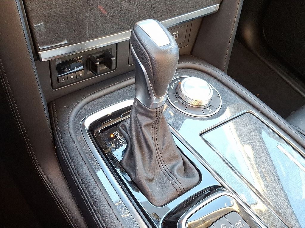 2023 Nissan Armada SV