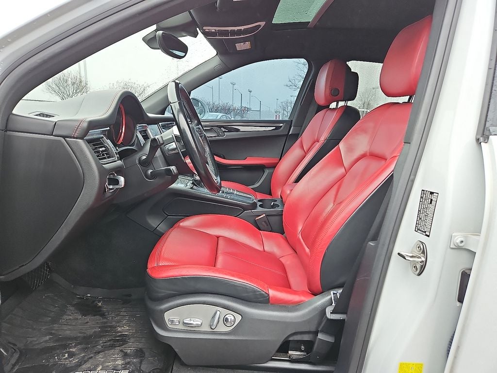 2018 Porsche Macan Base