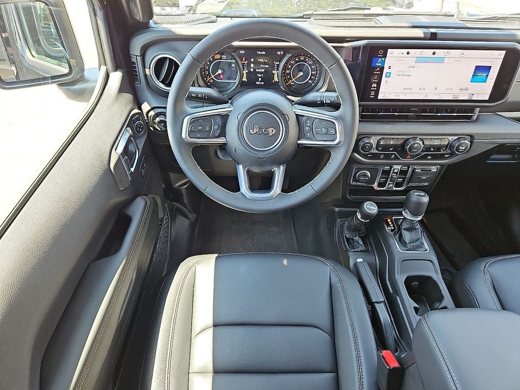 2025 Jeep Wrangler WRANGLER 4-DOOR SAHARA