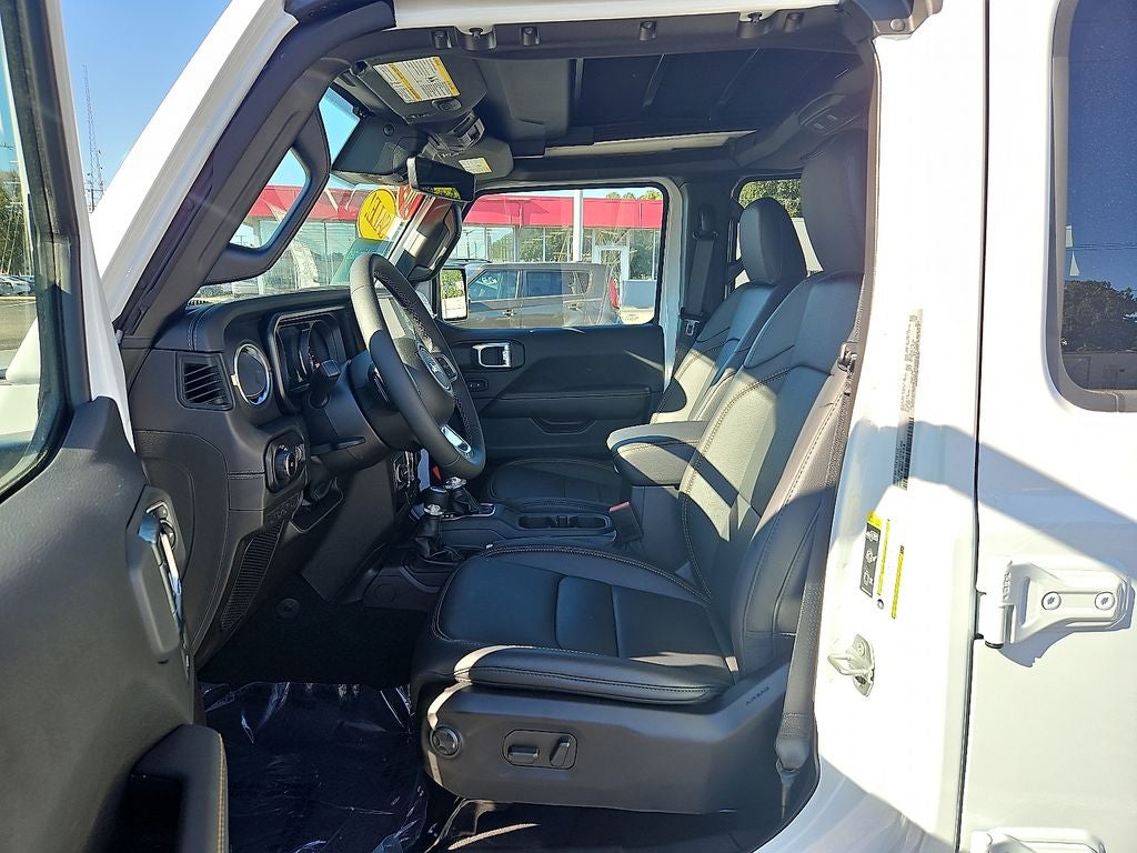 2025 Jeep Wrangler WRANGLER 4-DOOR SAHARA