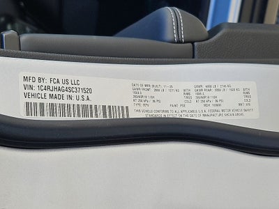 2025 Jeep Grand Cherokee GRAND CHEROKEE LAREDO X 4X4