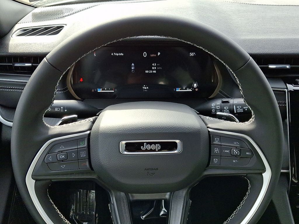 2026 Jeep Grand Cherokee GRAND CHEROKEE LAREDO 4X4