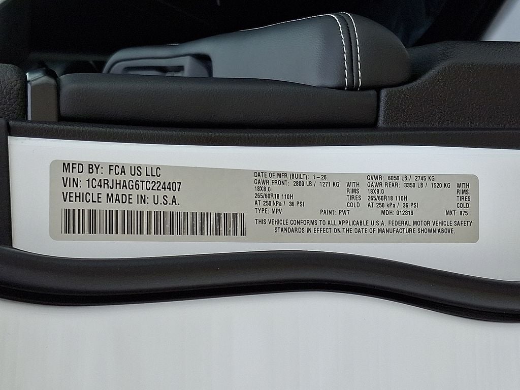 2026 Jeep Grand Cherokee GRAND CHEROKEE LAREDO 4X4