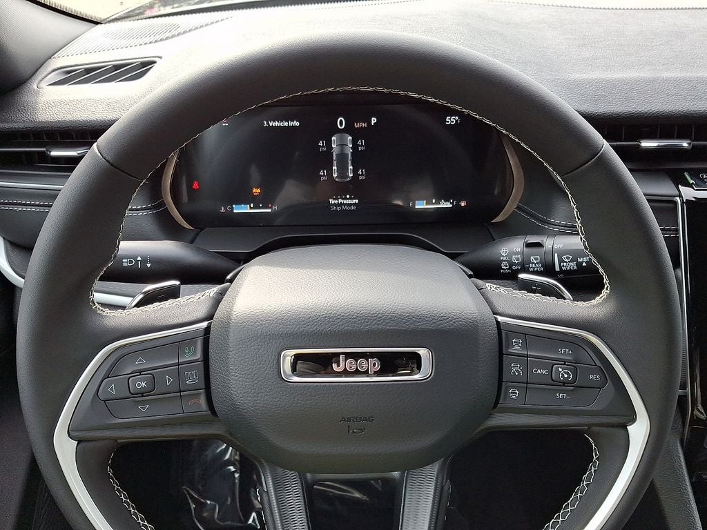 2026 Jeep Grand Cherokee GRAND CHEROKEE LAREDO 4X4