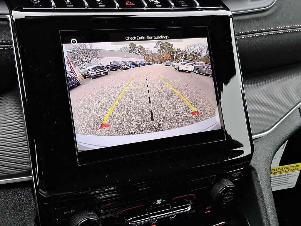 2026 Jeep Grand Cherokee GRAND CHEROKEE LAREDO 4X4